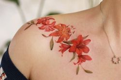 Thợ xăm Hàn Quốc nổi tiếng với các hình màu nước đẹp đến từng chi tiết