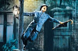 Phim 'Singin' In The Rain': Hãy hát lên dù trời có mưa bão