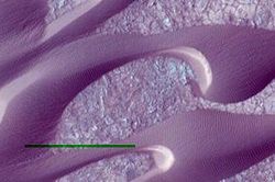 NASA công bố 15 bức ảnh tuyệt đẹp về sao Hỏa