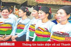 Trang phục truyền thống của phụ nữ dân tộc Mường ở Cẩm Thủy