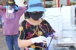 Người Việt ở Mỹ chung tay chống dịch