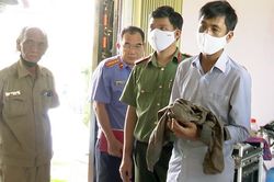 Giám đốc giở trò 'phù thủy' làm giả tài liệu cơ quan nhà nước lừa khắp nơi