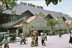 Nhịp sống Hà Nội qua những khu chợ phố cổ những năm 1990
