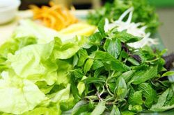 8 món ăn cực bẩn, chứa cả ổ giun sán nhưng người Việt vẫn thường xuyên ăn