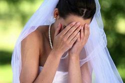 Đám cưới bẽ bàng vì sự có mặt bất ngờ của người yêu cũ