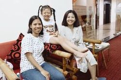Chân dung người vú em giúp đỡ Mai Phương những ngày cuối đời