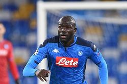 Newcastle United sẵn sàng chi 80 triệu euro mua Koulibaly