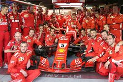 F1 nên học mô hình chủ sở hữu của bóng đá