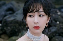 Xinh đẹp, tài năng lại khí chất ngờ ngời nhưng vì sao Dương Tử lại nhiều antifan nhất Cbiz?