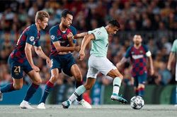 Barca sẽ 'xây' lại tuyến giữa trong kỳ chuyển nhượng mùa Hè