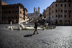 Ca mắc COVID-19 giảm, Italy, Tây Ban Nha nới lỏng phong tỏa vào đầu tháng 5