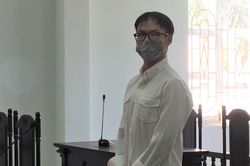 Phạt 12 tháng cải tạo với nam sinh đánh bảo vệ vì nhắc đeo khẩu trang