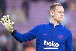 Barca thiệt hại tài chính: Bán Ter Stegen để tồn tại