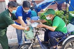 Bộ tư lệnh TP Hồ Chí Minh triển khai cây 'ATM gạo' đầu tiên