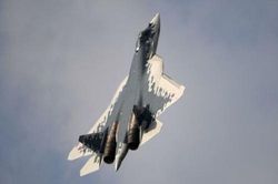 Su-57 Nga khó lòng qua mặt radar AN/APG-81 của F-35