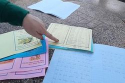 Xóm nghèo xôn xao vì chủ hụi mất tích để lại tâm thư