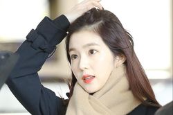 Nhan sắc đời thường của 3 visual nổi tiếng Kpop