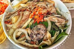 Bánh ướt lòng gà và loạt món ngon nên thử khi đến Đà Lạt