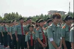 Bi kịch thần đồng 10 tuổi đã đỗ đại học nổi tiếng Trung Quốc