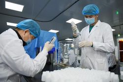 Bản tin ngày 29/4: Việt Nam nghiên cứu, sản xuất vaccine phòng COVID-19
