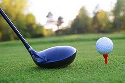 Cấm lợi dụng kinh doanh sân golf để đánh bạc