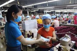 Việt Nam đã xuất khẩu hơn 415 triệu chiếc khẩu trang