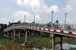 Khởi sắc trên những vùng quê anh hùng