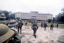 Hoài niệm 30 tháng Tư