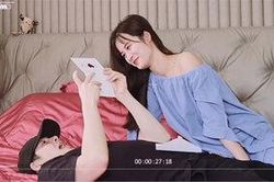 Đông Nhi tung đoạn clip quay 'lén' phản ứng của Ông Cao Thắng khi nhận được tin vui có em bé