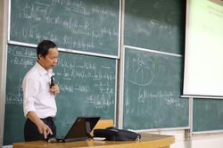 Sẽ đưa hình thức trực tuyến vào đào tạo đại học, siết chặt việc dạy văn bằng 2