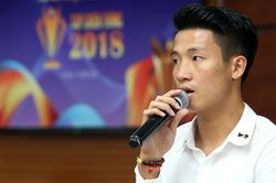 Bùi Tiến Dũng gửi lời thách đấu tới Xuân Trường