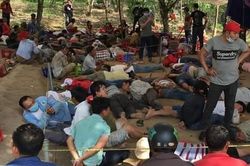 Phá sòng bạc lớn, bắt giữ hơn 130 đối tượng