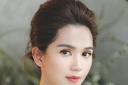 Có phải 'Nữ hoàng nội y' Ngọc Trinh sắp lên xe hoa?