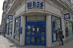 Ngân hàng Anh RBS công bố lợi nhuận ròng giảm gần 60%