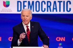 Joe Biden lần đầu tiên trả lời phỏng vấn về cáo buộc tấn công tình dục