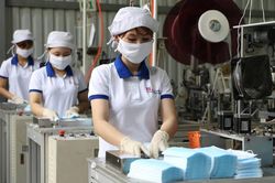Covid-19: Việt Nam xuất khẩu gần 416 triệu khẩu trang kể từ đầu năm