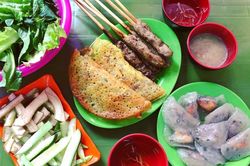 Ăn gì ở 'thiên đường ẩm thực' nổi tiếng Hà Nội