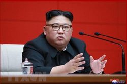 Ông Kim Jong-un 'tái xuất', bán đảo Triều Tiên 'nóng lên'