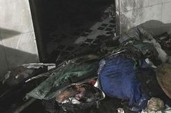 Bị chồng cũ tưới xăng đốt trong phòng trọ