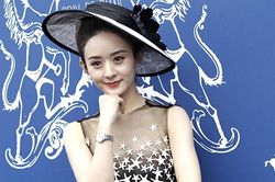 Trở thành cô gái vạn-người-mê không khó đâu, bạn làm theo 7 bước này là được!