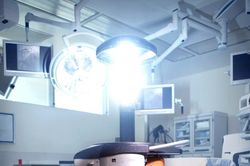 Công ty Mỹ chế thành công robot diệt virus corona trong 2 phút