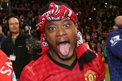 Patrice Evra từng phải xin ăn để sống qua ngày