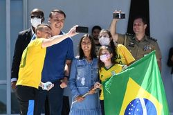 TT Brazil: 'Gây ảnh hưởng đến công ăn việc làm là vô trách nhiệm'