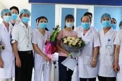 Bệnh nhân Covid-19 cuối cùng ở Bệnh viện Đa khoa Ninh Bình xuất viện
