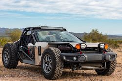 Chevrolet Corvette đời 1999 lột xác thành xe địa hình hầm hố