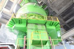 Vicem Hoàng Thạch vận hành thử máy nghiền xi măng mới