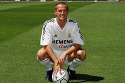 Michael Owen tiết lộ lý do đến Real Madrid