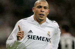 Ronaldo 'béo' và dàn hảo thủ không thể vô địch Champions League