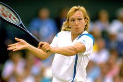 Top 10 tay vợt thi đấu nhiều nhất lịch sử WTA: Serena không 'đủ tuổi', Navratilova vô đối