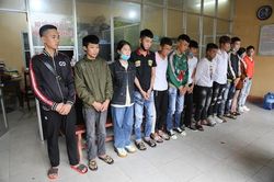Bắt nhiều phượt thủ điều khiển xe mô tô lạng lách, đánh võng ở Tam Đảo